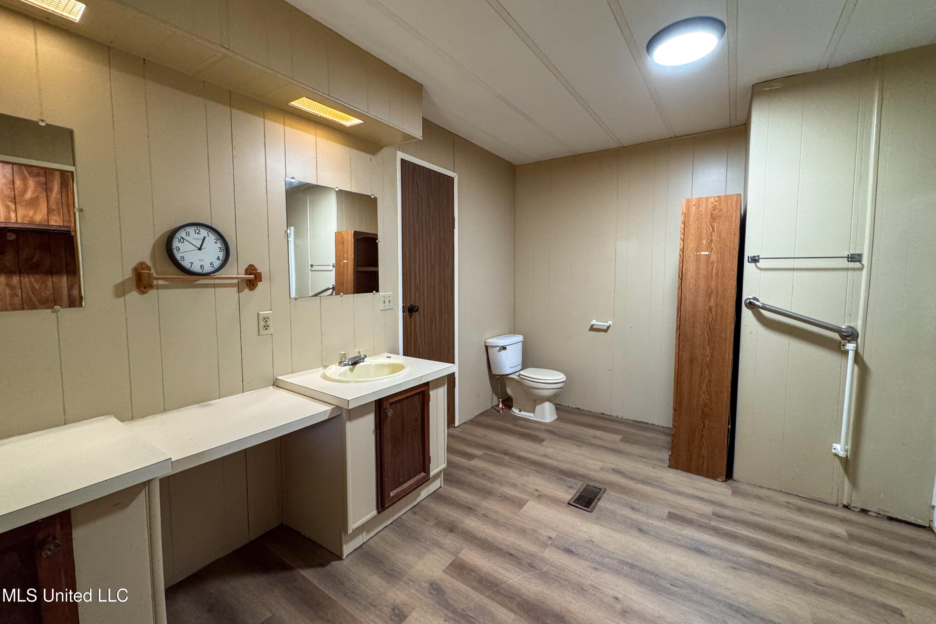 8661 Arkabutla Road Coldwater, MS 38618 - Photo 26 of 29 8661 Arkabutla Road, Coldwater, MS -25