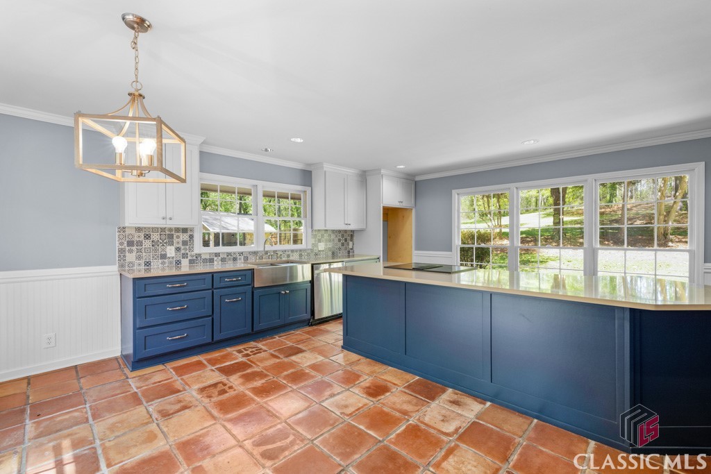 223 Holsenbeck School Road Winder, GA 30680 - Photo 10 of 41 Gallery Image 10
