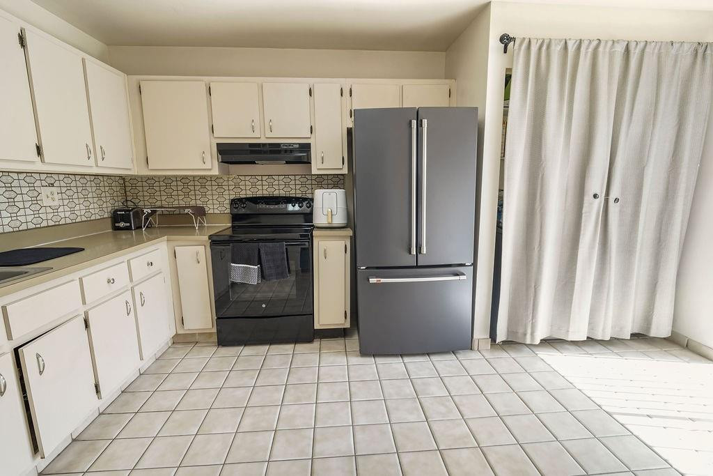 6006 Northwest 3rd Street Margate, FL 33063 - Photo 7 of 30 Photo 7