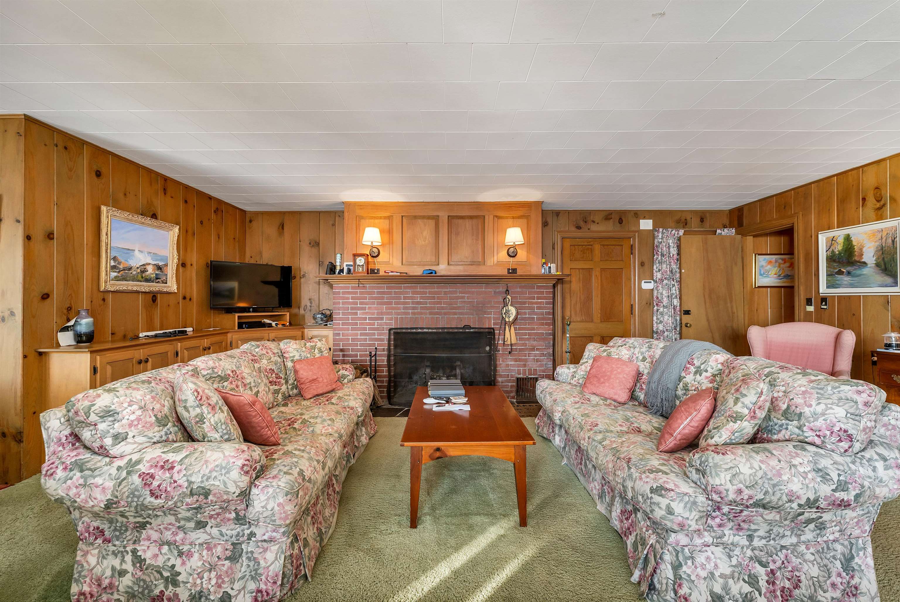 74 Keewaydin Road Wolfeboro, NH 03894 - Photo 25 of 58