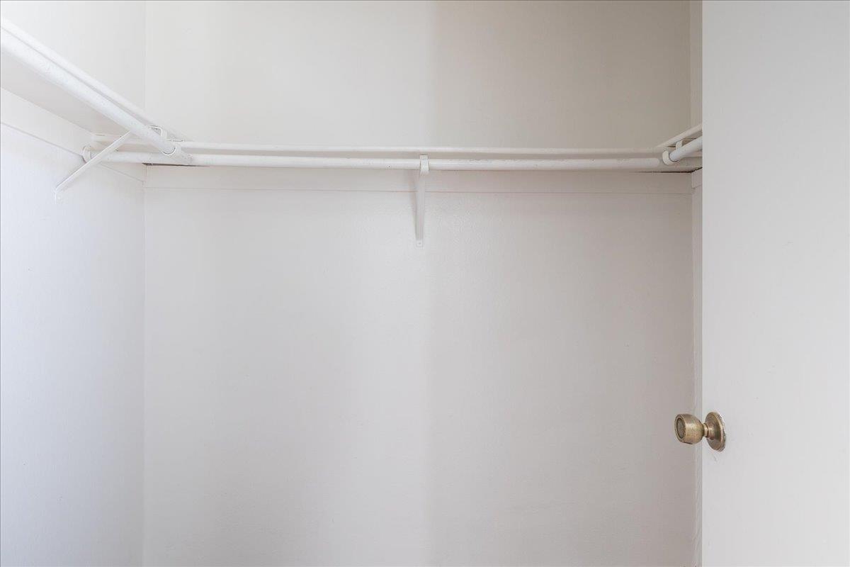 11570 Garnet Way, Unit 4 Auburn, CA 95602 - Photo 20 of 44 a view of bathroom