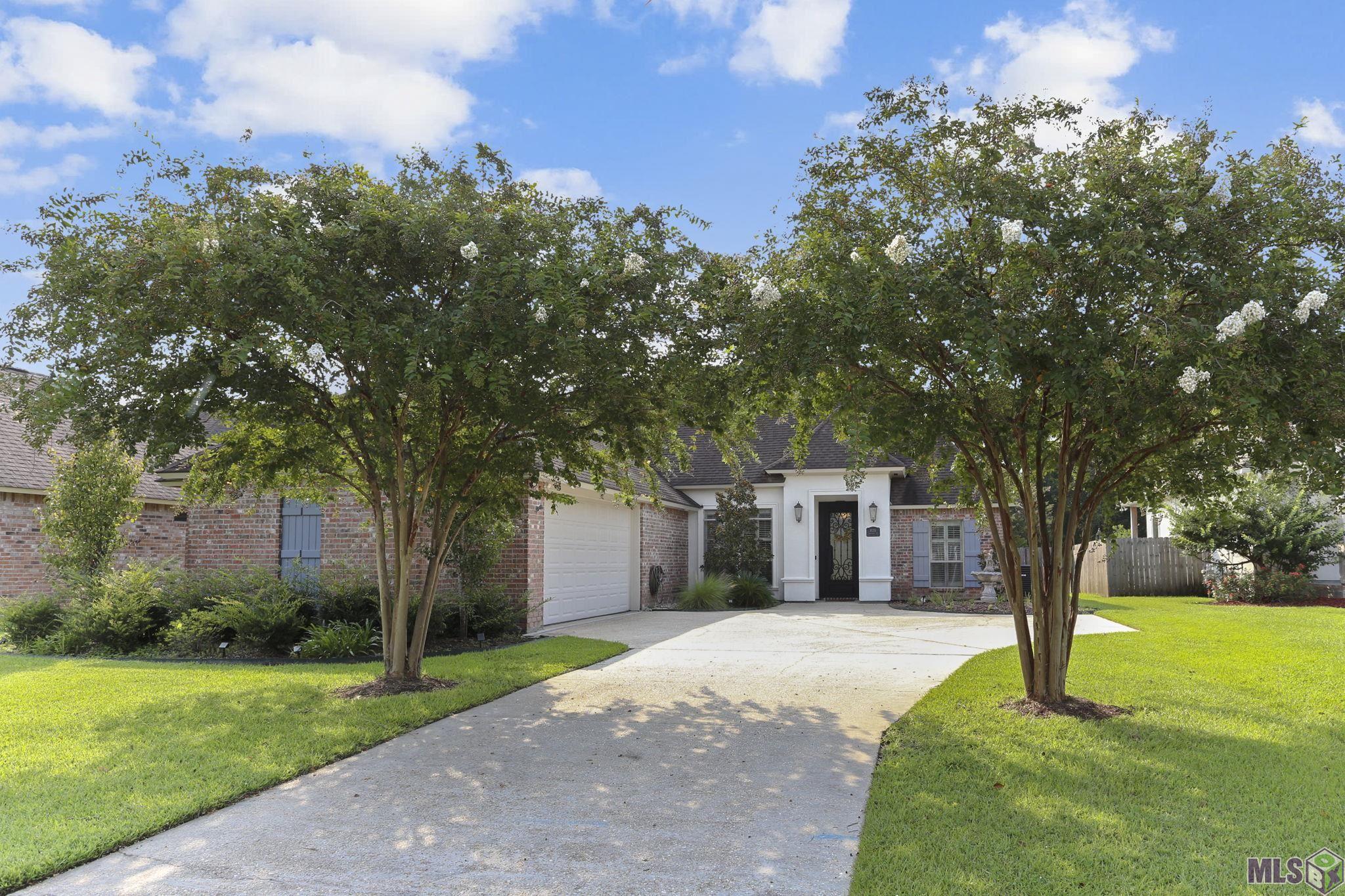 8135 Lavender Drive Baton Rouge, LA 70818 - Photo 1 of 20