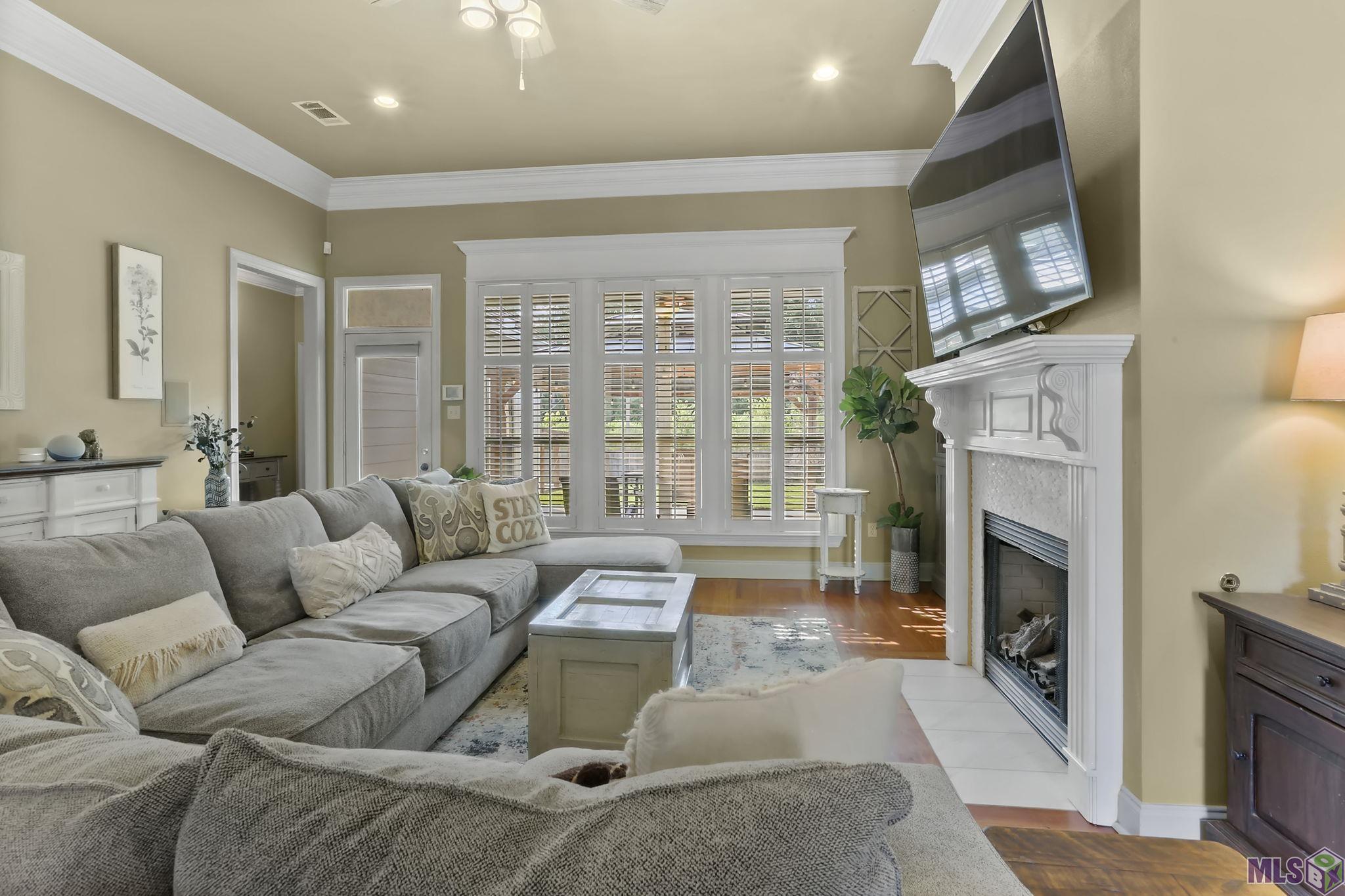 8135 Lavender Drive Baton Rouge, LA 70818 - Photo 3 of 20