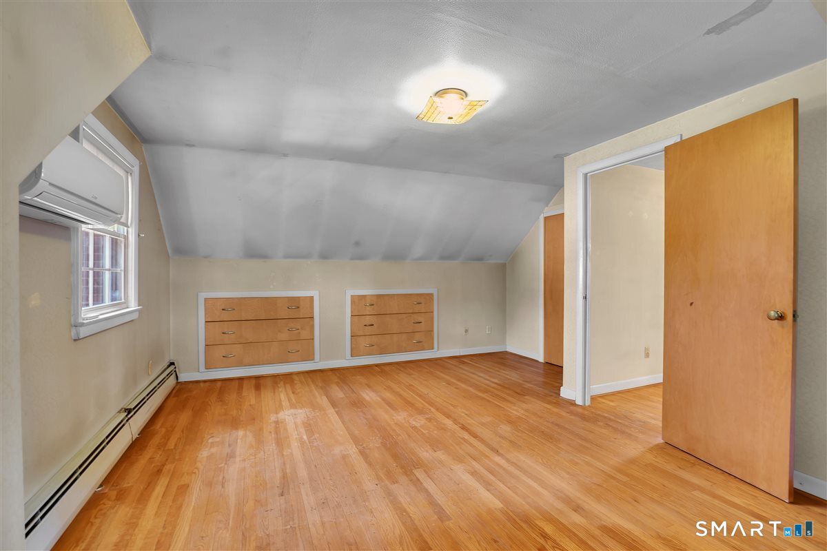 64 Bretton Road Manchester, CT 06042 - Photo 23 of 30