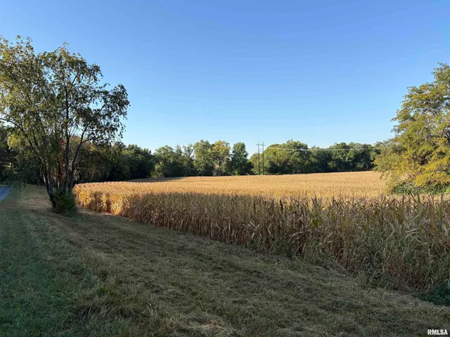 $255,000 | 25 North Thousand Dollar Road, Brimfield, IL 61517