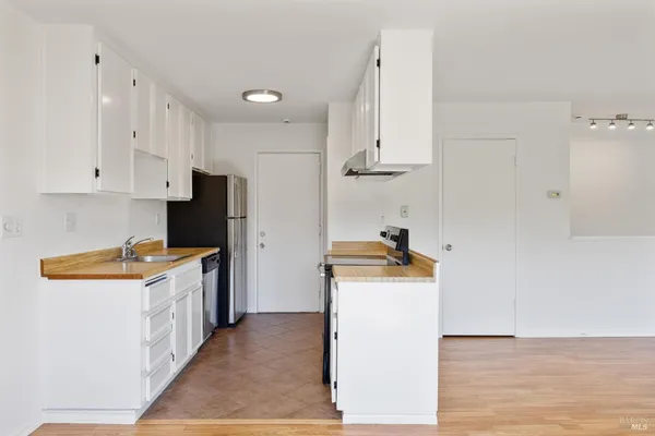 $1,350,000 | 19-23 Shannon Court, Novato, CA 94949