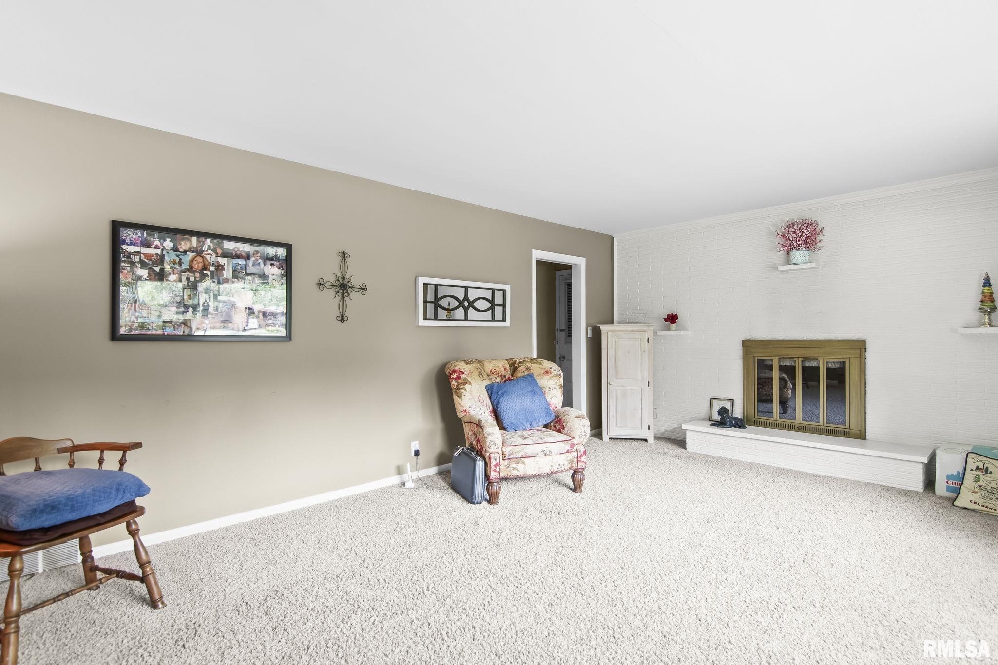 13 Top Hill Lane Springfield, IL 62704 - Photo 8 of 32