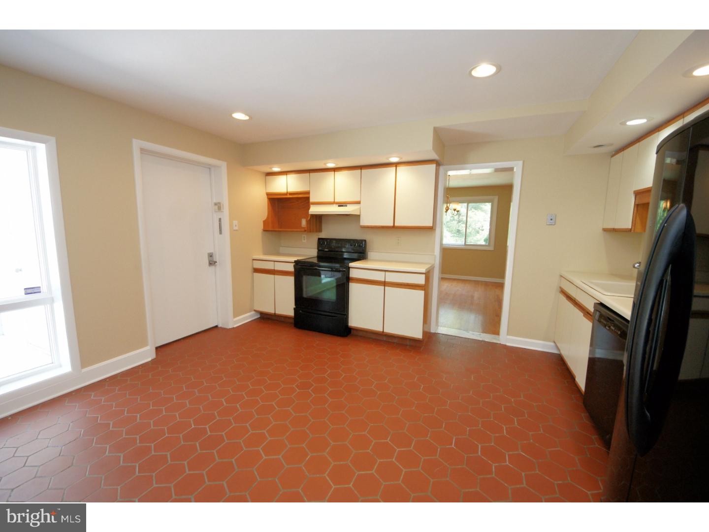 319 Carter Road Princeton, NJ 08540 - Photo 10 of 22 Kitchen