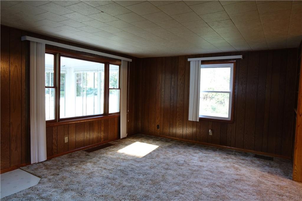 485 Evans City Road Butler, PA 16001 - Photo 3 of 25 Spacious Living Room