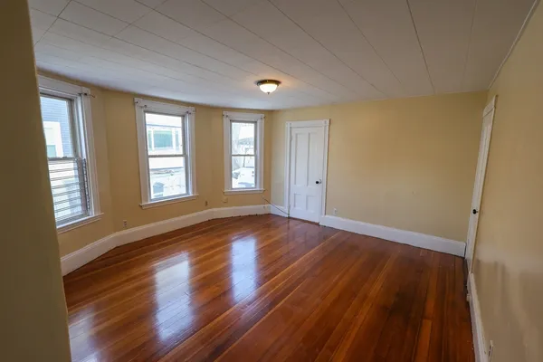 $2,800 | 37 Clarkson Street, Unit 1, Boston, MA 02125