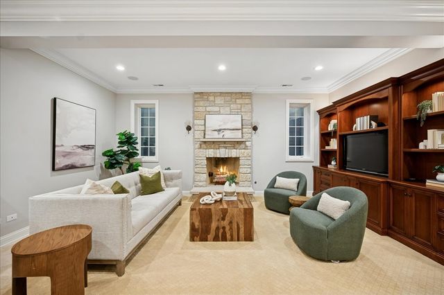 $2,100,000 | 520 Provident Avenue, Winnetka, IL 60093