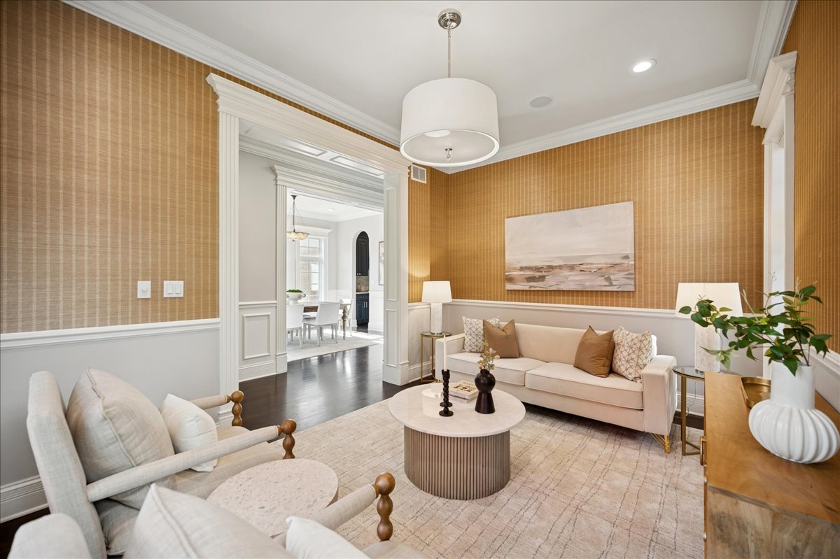 520 Provident Avenue Winnetka, IL 60093 - Photo 4 of 41 a living room with furniture potted plant and a chandelier