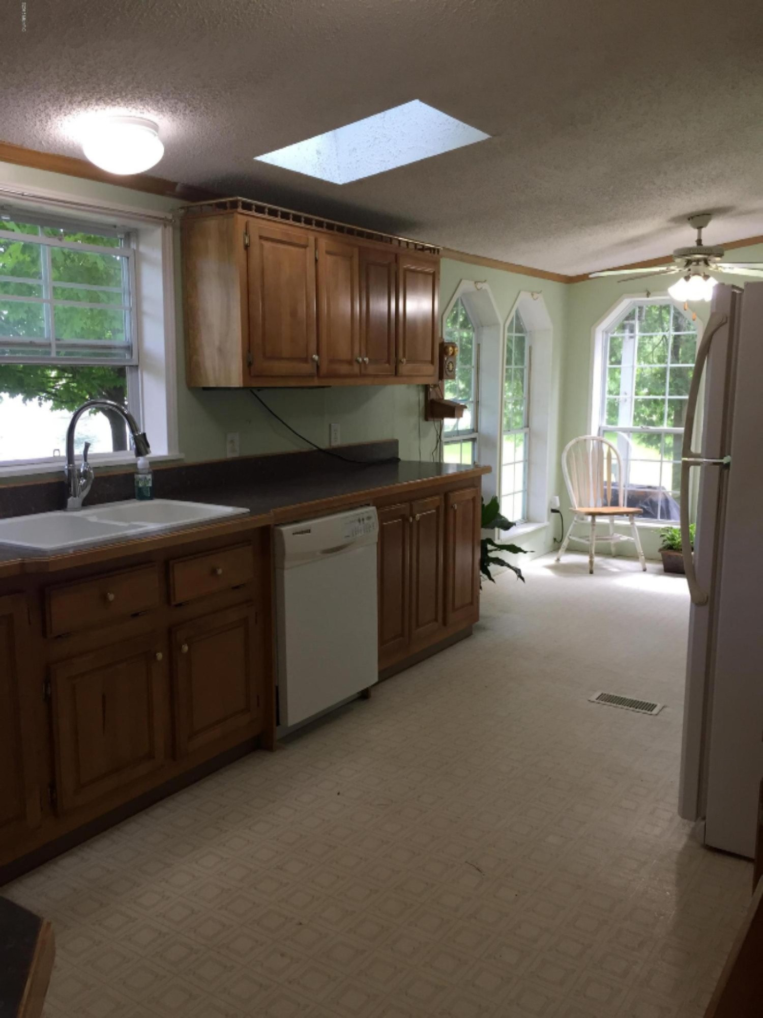 110 Coats Grove Road Hastings, MI 49058 - Photo 14 of 37 IMG_5777
