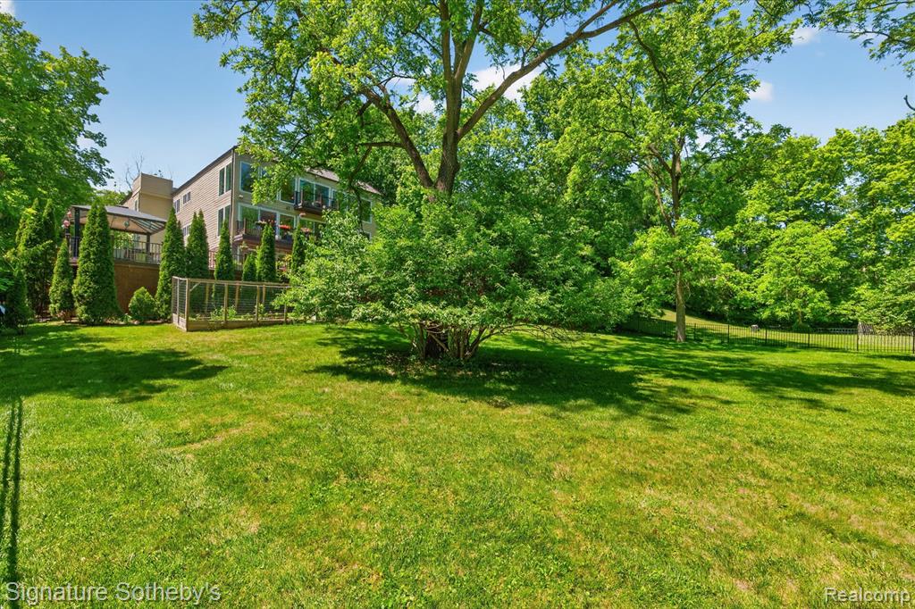 30650 Lahser Road Beverly Hills, MI 48025 - Photo 80 of 93