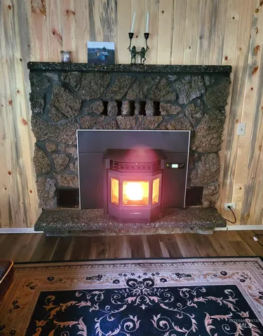 $549,000 | 484 Old River Road, Avery, ID 83802