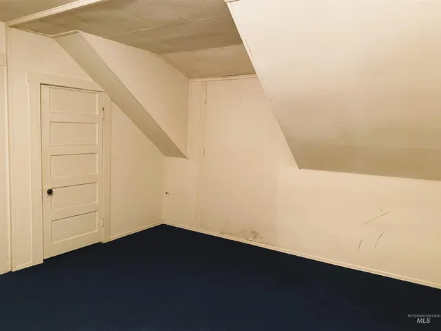 $549,000 | 484 Old River Road, Avery, ID 83802