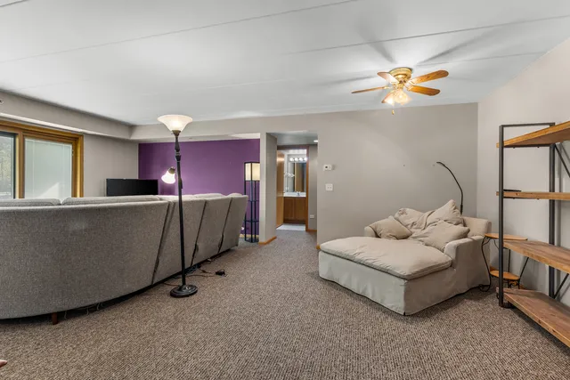 $225,000 | 6820 Winding Trail, Unit 101, Oak Forest, IL 60452