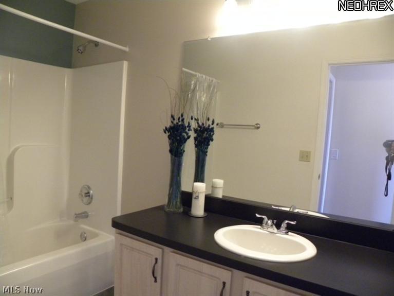 9091 Root Road North Ridgeville, OH 44039 - Photo 9 of 23 Gallery Image 9