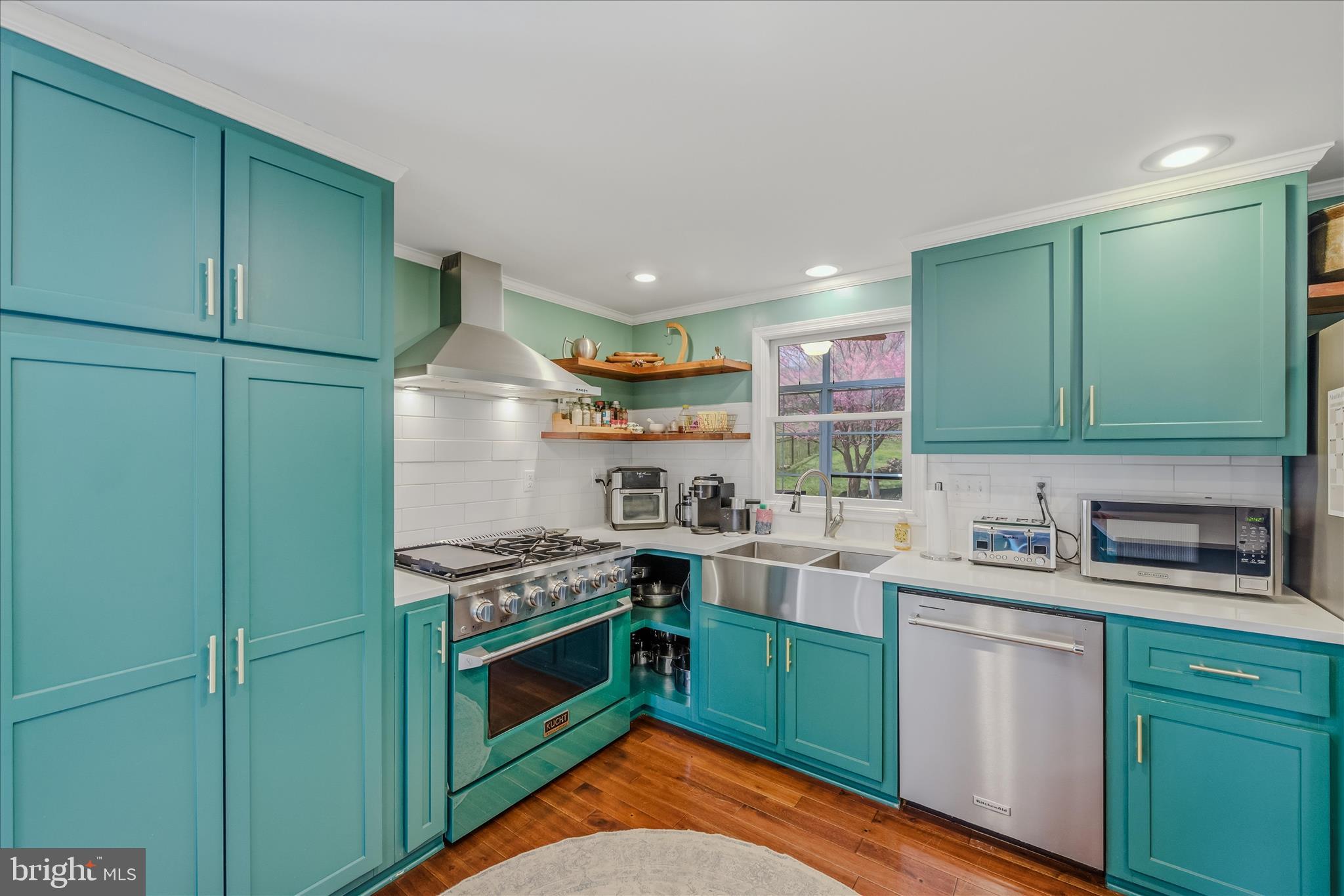 173 Ridge View Drive Berkeley Springs, WV 25411 - Photo 10 of 50 Kitchen