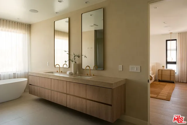 $3,995,000 | 14813 McCormick Street, Sherman Oaks, CA 91411