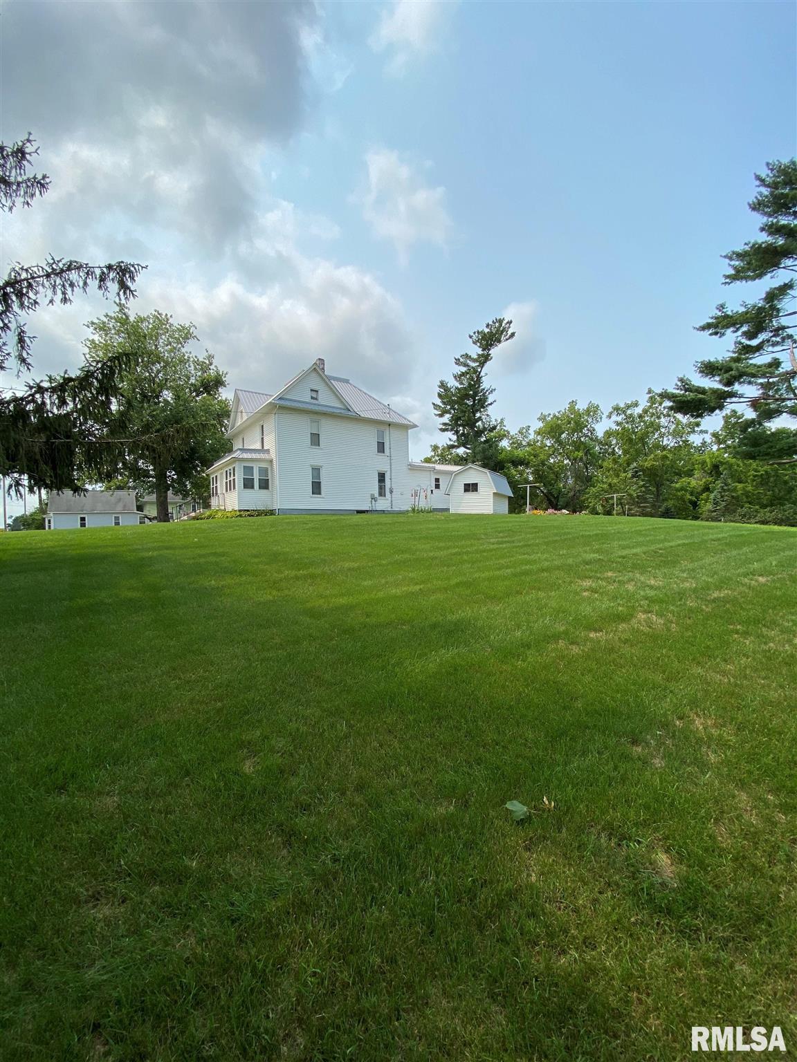 460 Mill Street Wheatland, IA 52777 - Photo 3 of 20