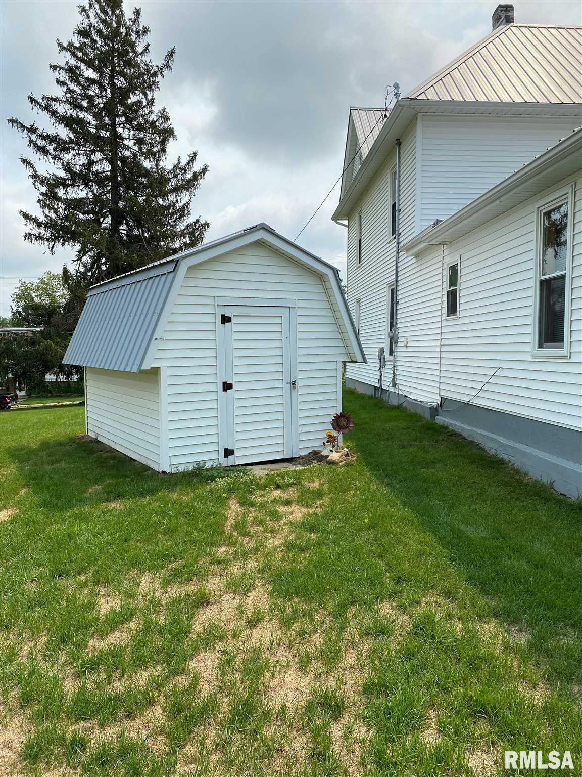460 Mill Street Wheatland, IA 52777 - Photo 8 of 20