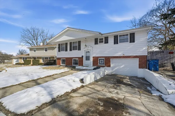$269,999 | 1149 Piacenti Lane, Chicago Heights, IL 60411