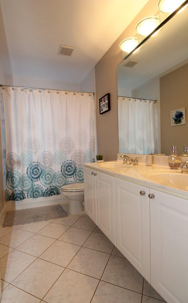 18566 Harbor Light Way Boca Raton, FL 33498 - Photo 24 of 38 Upstairs Full Bath
