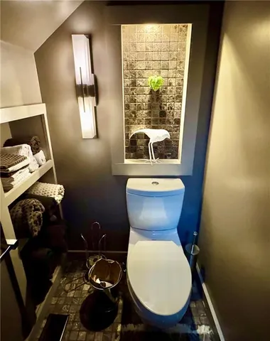 $750,000 | 2221 Highview Road Southwest, Atlanta, GA 30311