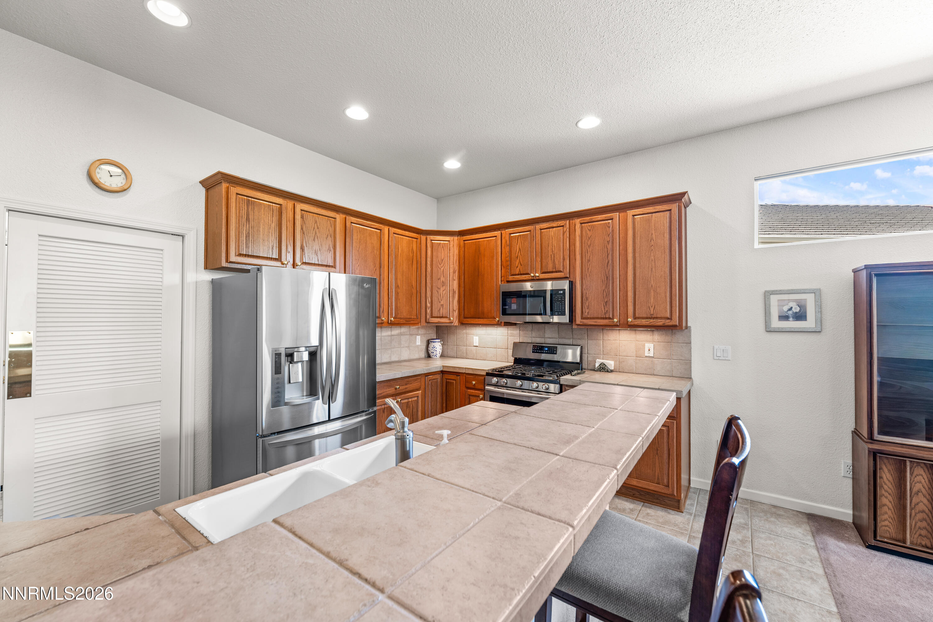 408 Sierra Leaf Circle Reno, NV 89511 - Photo 14 of 41 BKT08279