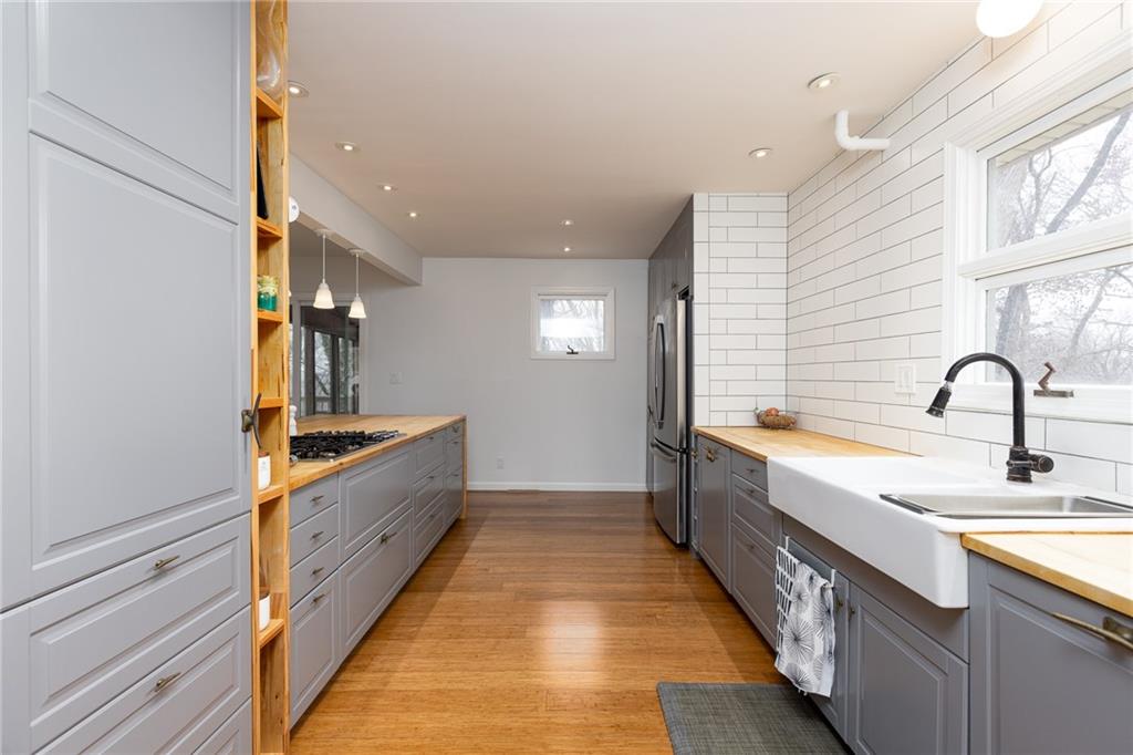 1826 Northwest Woodland Road Riverside, MO 64150 - Photo 17 of 48