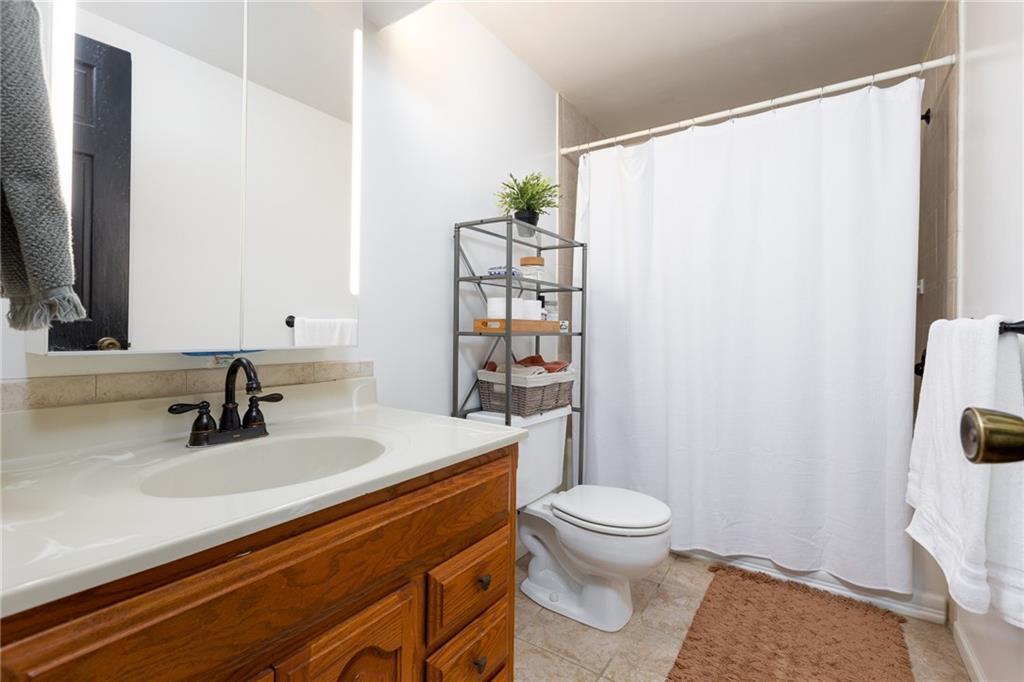 1826 Northwest Woodland Road Riverside, MO 64150 - Photo 28 of 48