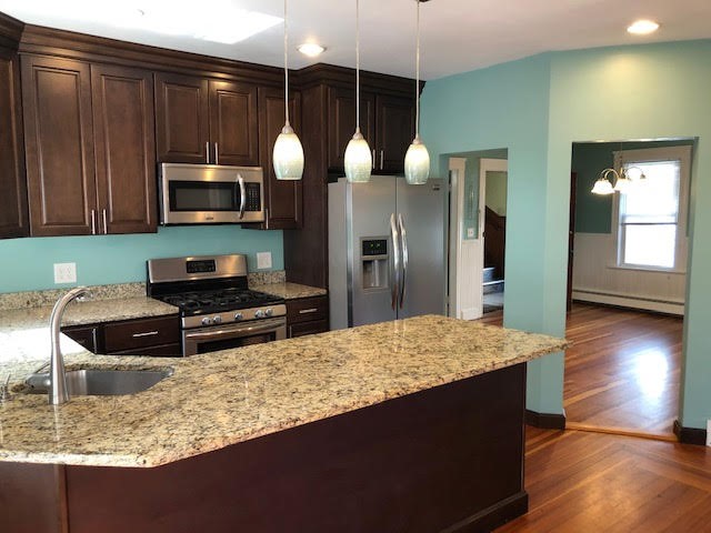 537 Smithfield Road North Smithfield, RI 02896 - Photo 4 of 20