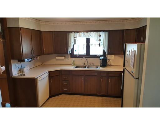 267 River Road Agawam, MA 01001 - Photo 6 of 19 Gallery Image 6
