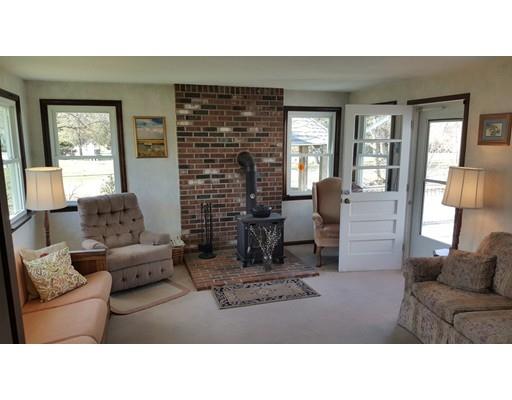 267 River Road Agawam, MA 01001 - Photo 8 of 19 Gallery Image 8