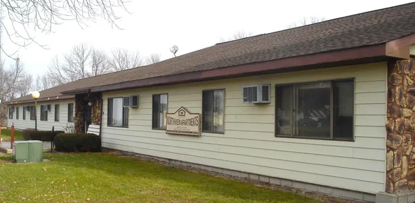 $755 | 506 Carleton Avenue, Morgan, MN 56266