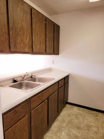 $755 | 506 Carleton Avenue, Morgan, MN 56266