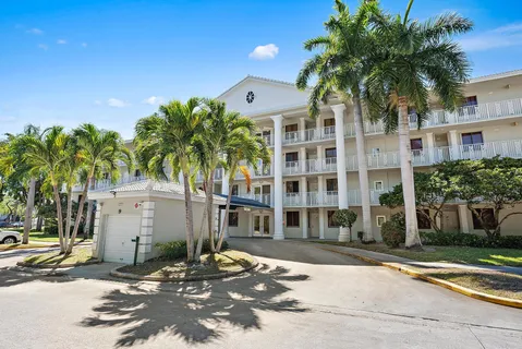 $210,000 | 2761 Village Boulevard, Unit 303, West Palm Beach, FL 33409