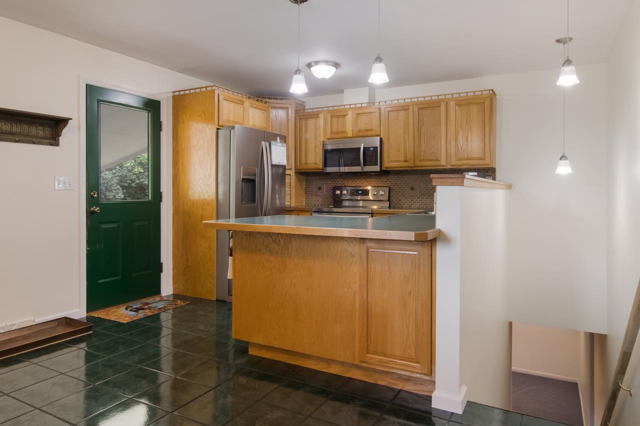 1551 North Macksey Road Suttons Bay, MI 49682 - Photo 8 of 34