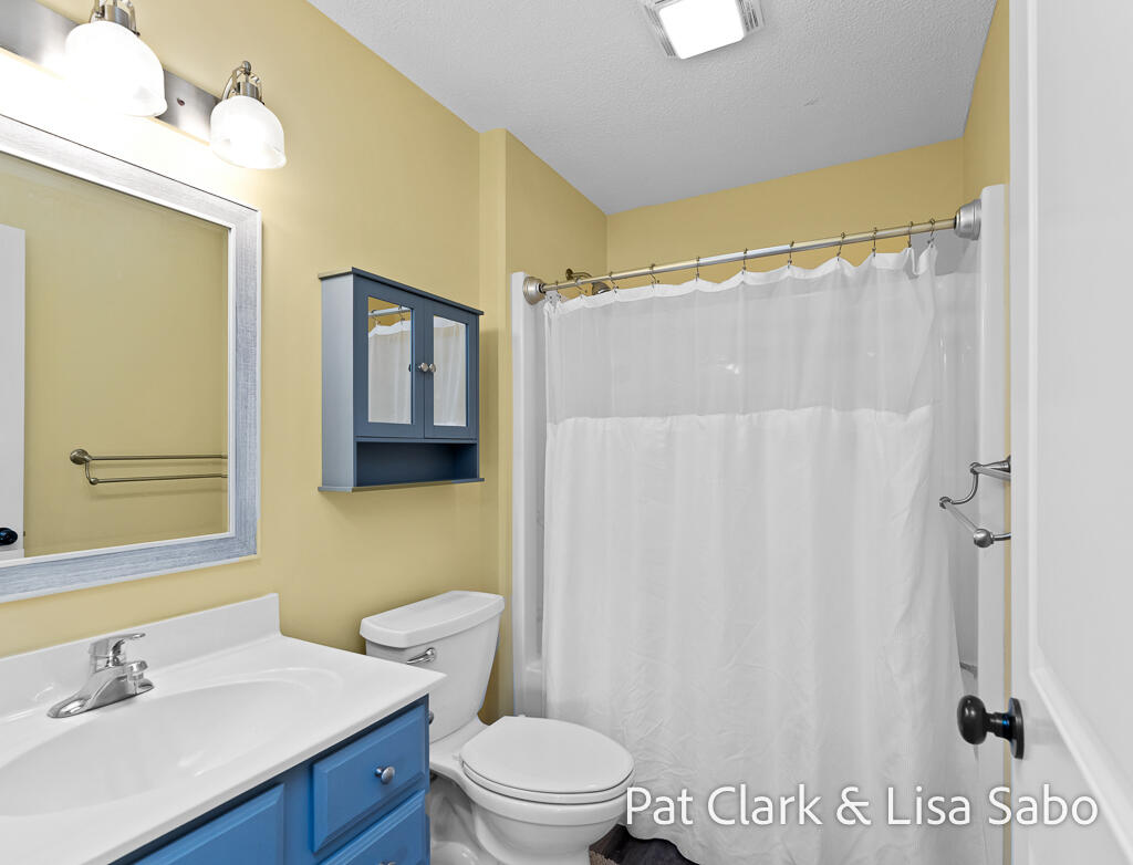 3296 Rambling Brook Road Muskegon, MI 49444 - Photo 13 of 63 3296RamblingBrookRd-40LoRes