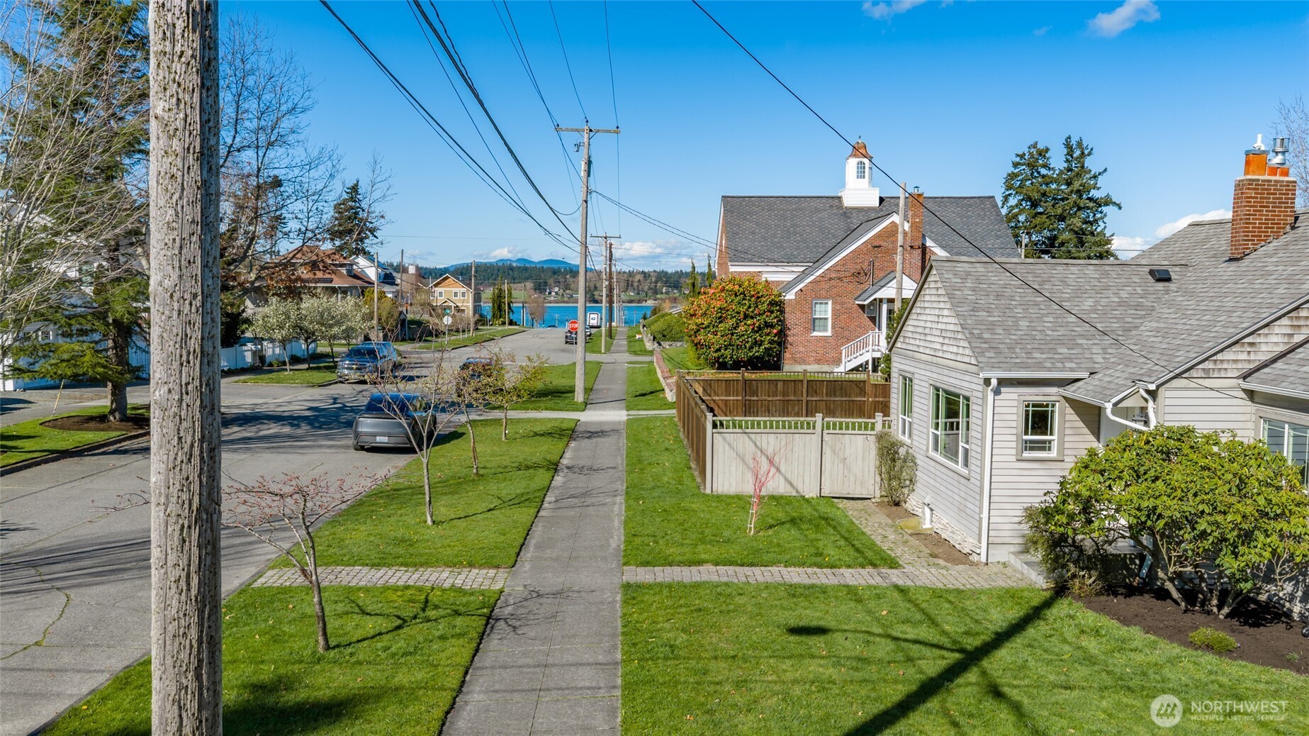 819 K Avenue Anacortes, WA 98221 - Photo 38 of 40 a view of a house with a yard