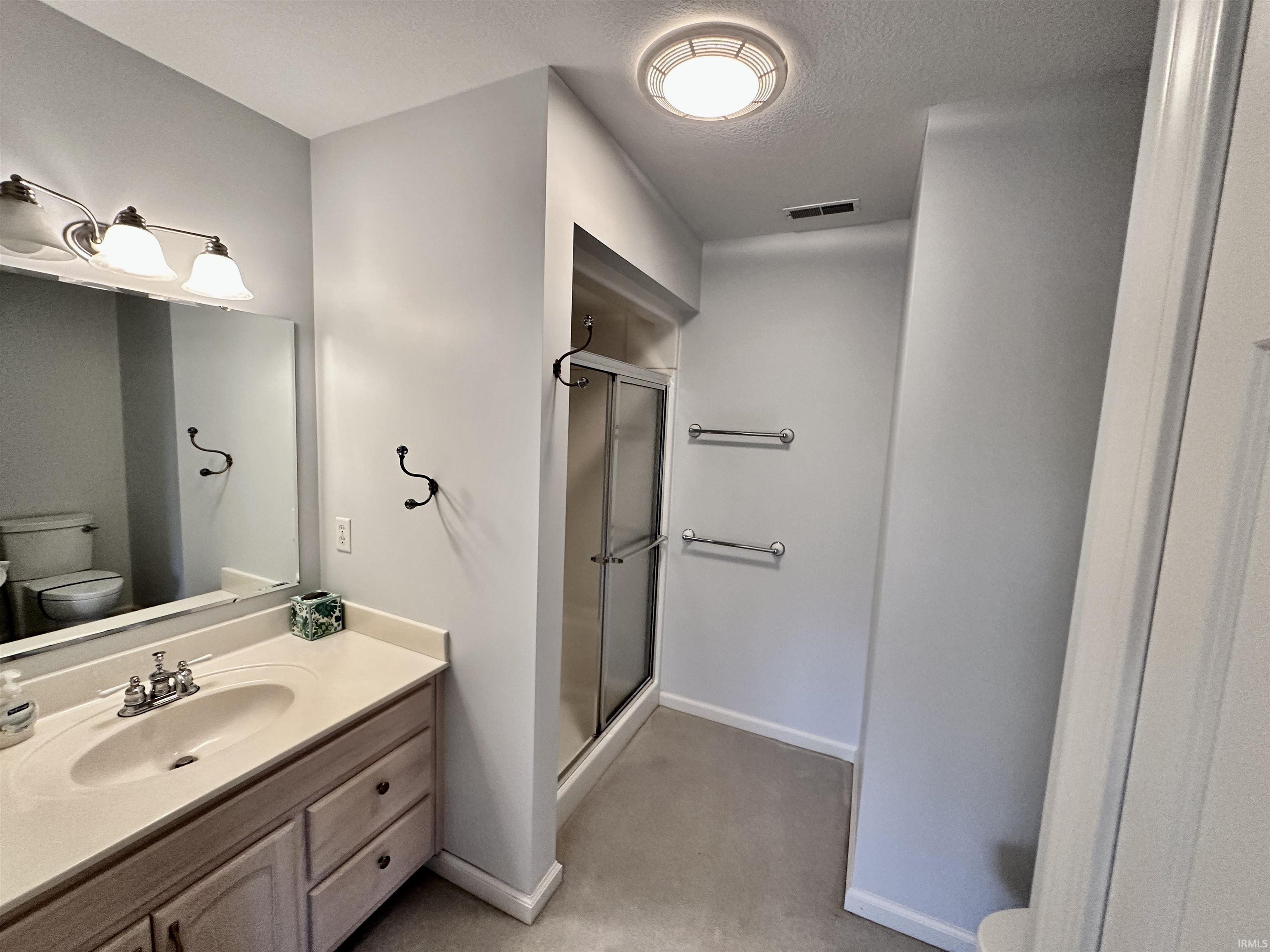 1430 Copper Beech Run Fort Wayne, IN 46814 - Photo 2 of 35