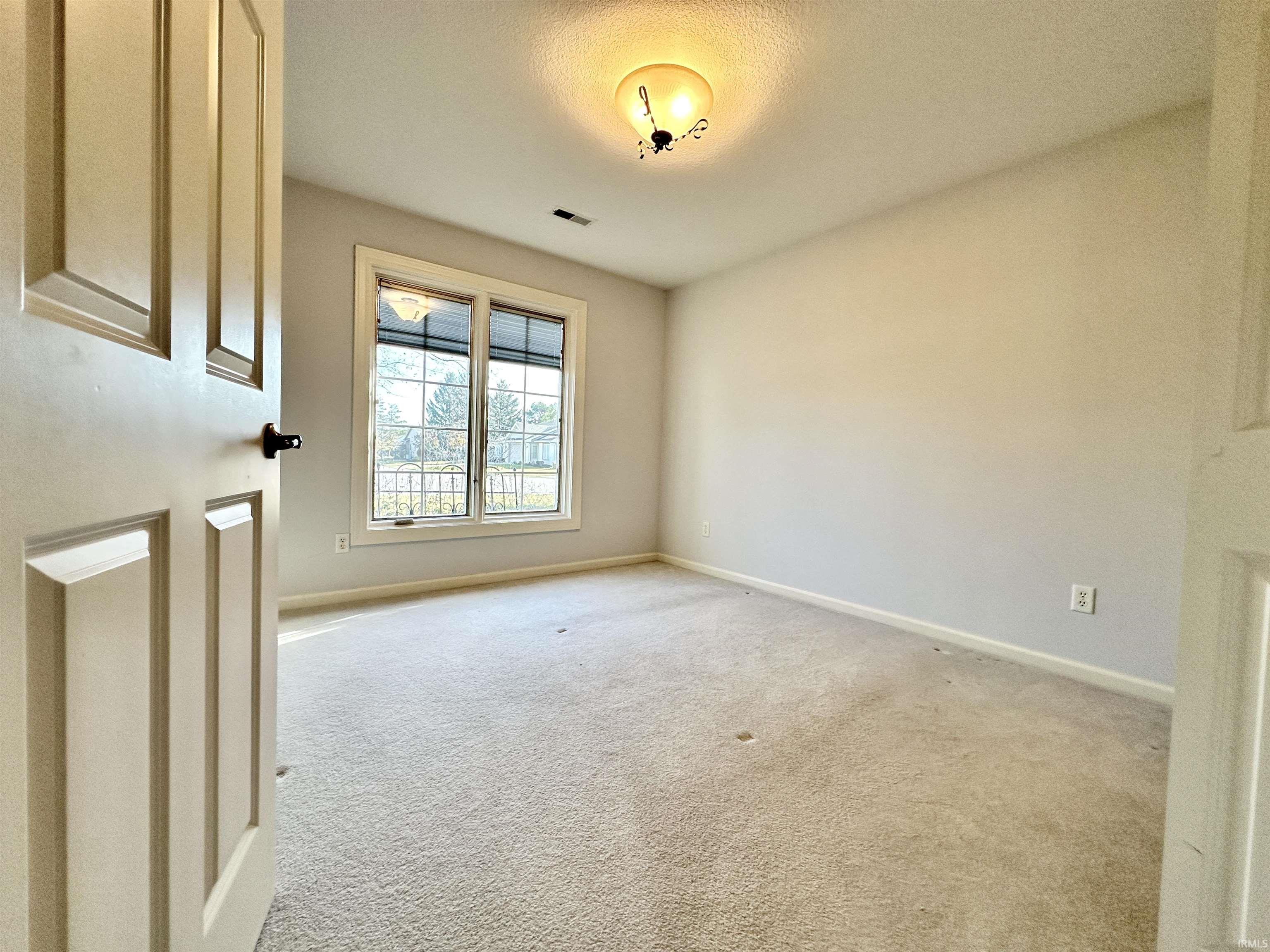 1430 Copper Beech Run Fort Wayne, IN 46814 - Photo 34 of 35