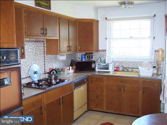 9722 Laramie Road Philadelphia, PA 19115 - Photo 4 of 6 Kitchen