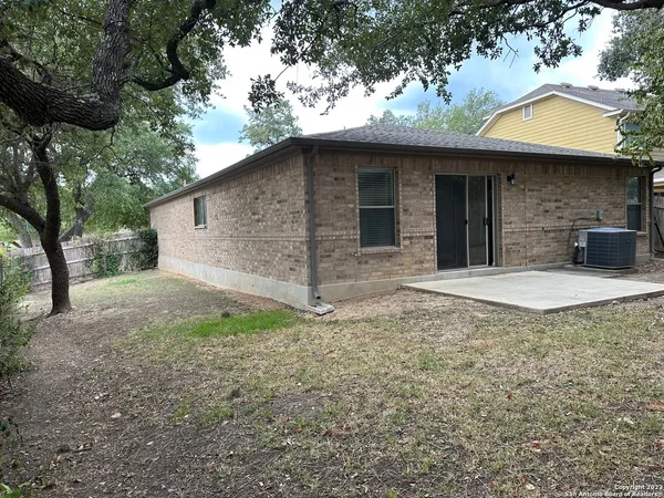 $2,300 | 257 Horse Hill, Boerne, TX 78006