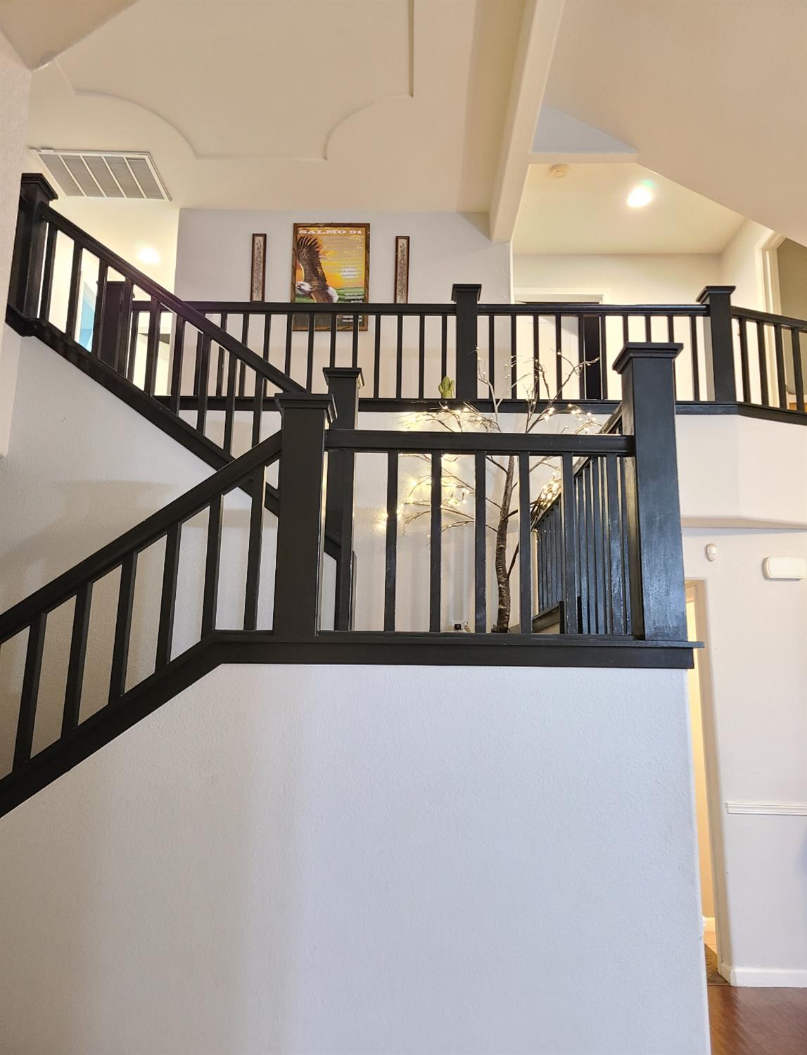 440 East Stanley Avenue Reedley, CA 93654 - Photo 5 of 25 a view of wooden floor and a living room