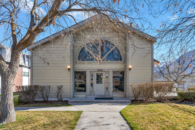 1676 Hickory Lane Provo, UT 84604 - Photo 18 of 21