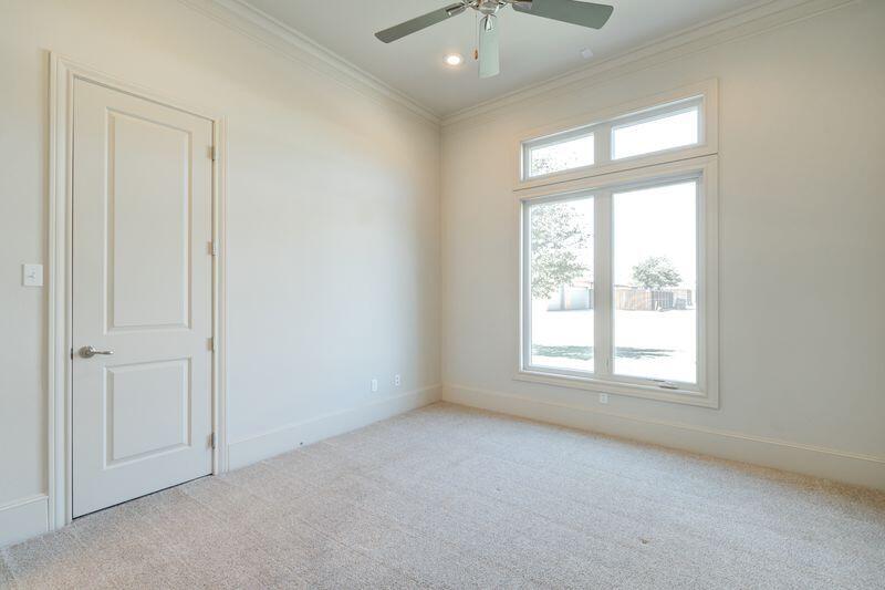 11107 Miami Avenue Lubbock, TX 79423 - Photo 50 of 82 an empty room with a empty space and windows
