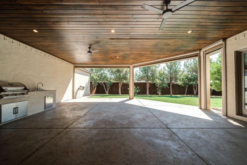 11107 Miami Avenue Lubbock, TX 79423 - Photo 72 of 82 a view of an empty room with windows