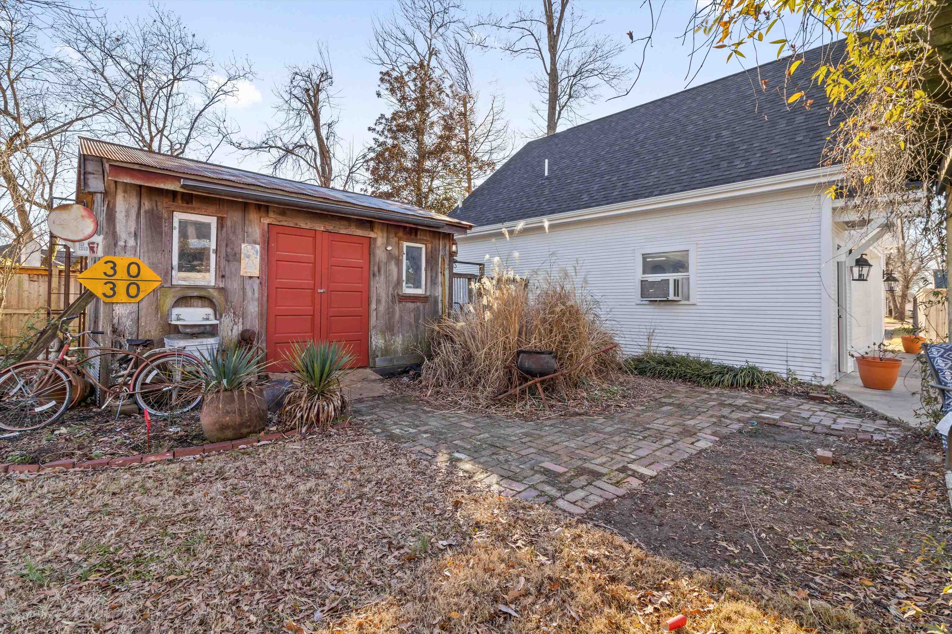 30 Front Street Rossville, TN 38066 - Photo 20 of 39 Work shed built from reclaimed historic Rossville milk barn wood